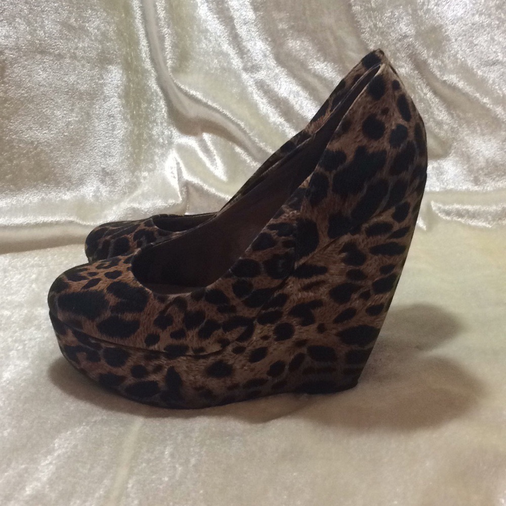 ALDO platform wedges sz 37 (7)